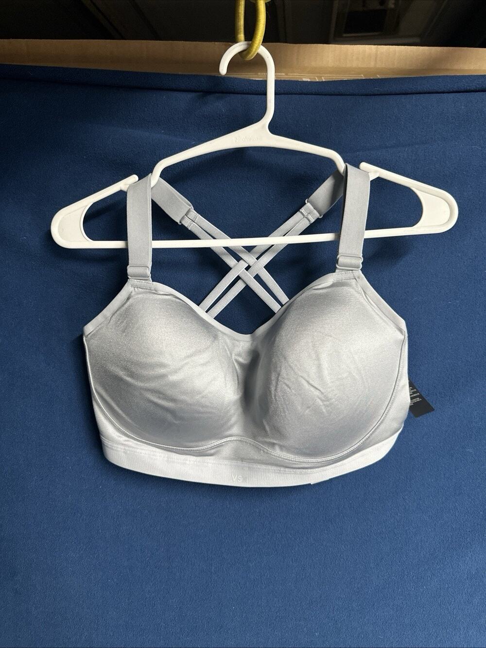 Victoria’s Secret Gray VSX Angel Glossy Tech Sports Bra Size Large